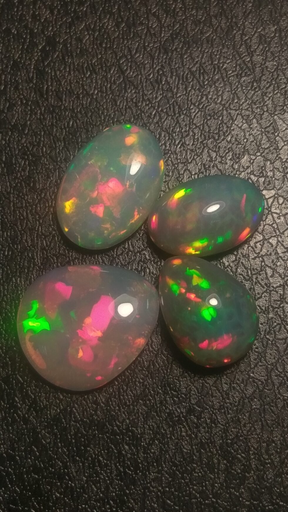 welo_polished_opal